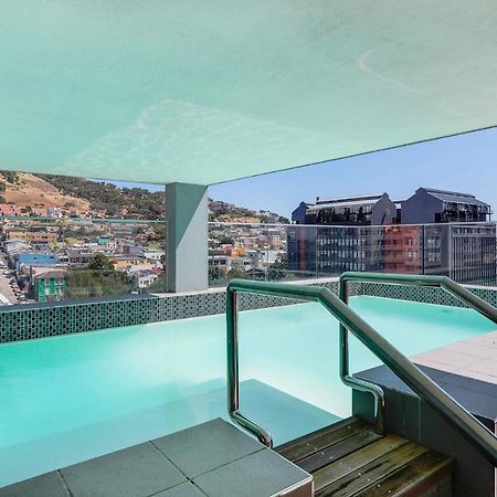 Backup-Powered Trendy Ny City Apartment At Table Mountain Fokváros Kültér fotó