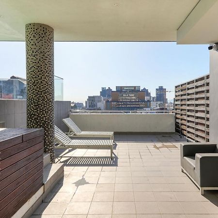 Backup-Powered Trendy Ny City Apartment At Table Mountain Fokváros Kültér fotó