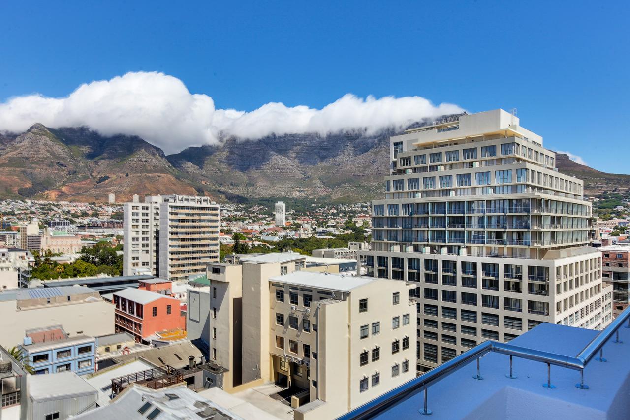 Backup-Powered Trendy Ny City Apartment At Table Mountain Fokváros Kültér fotó