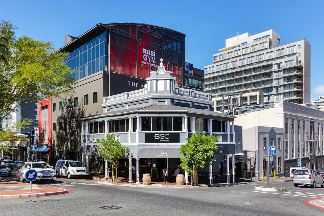 Backup-Powered Trendy Ny City Apartment At Table Mountain Fokváros Kültér fotó